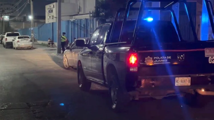 Hombre resulta herido en ataque a balazos en Juárez