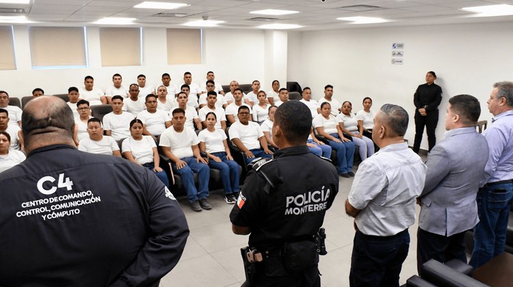Inician formación 41 nuevos cadetes en Policía de Monterrey