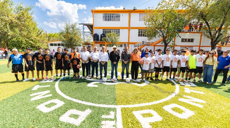 Inauguran canchas escolares en Allende y Montemorelos