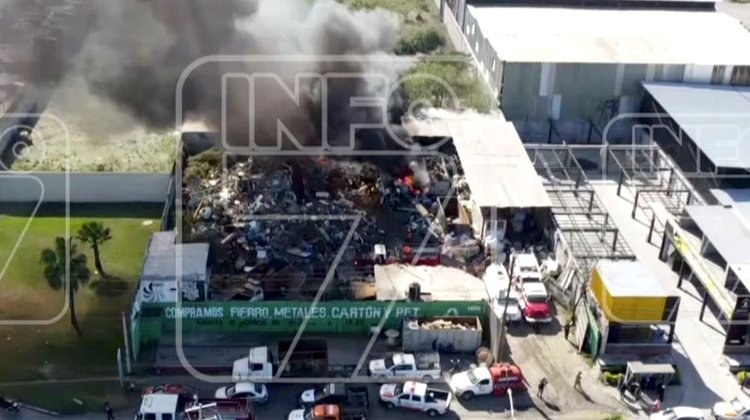 Alarma incendio de empresa recicladora en Juárez