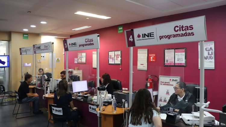  INE de NL da de baja 147,000 credenciales durante el 2025