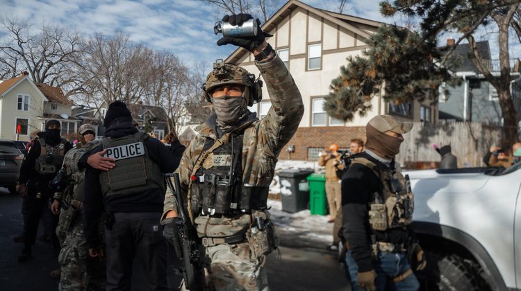 ¿Qué es la Ley de Insurrección que Trump invocaría en Minnesota?