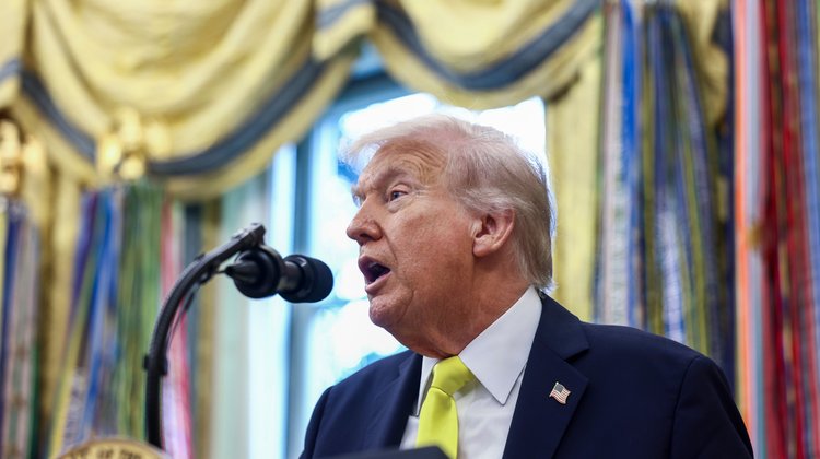 Trump lleva al Supremo su ofensiva contra el voto por correo
