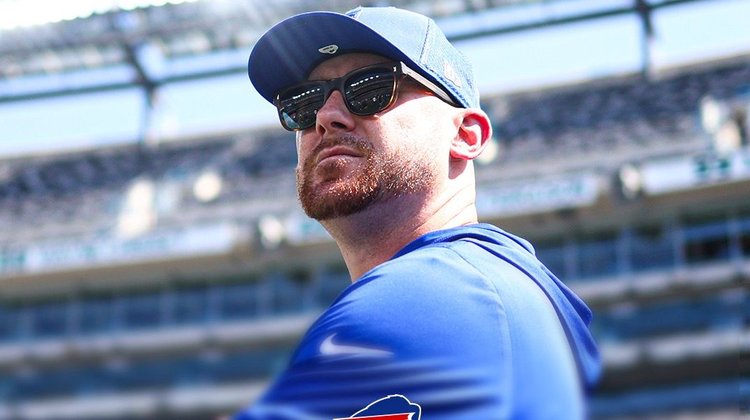 Anuncian Bills a Joe Brady como su nuevo entrenador en jefe