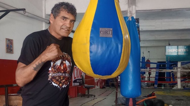 Muere el exboxeador argentino Jorge 'Locomotora' Castro