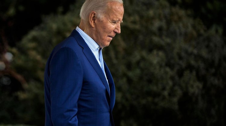 Biden dice estar dispuesto a cerrar frontera con México
