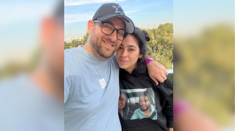 Se reencuentra la mexicana Ilana Gritzewsky con su familia