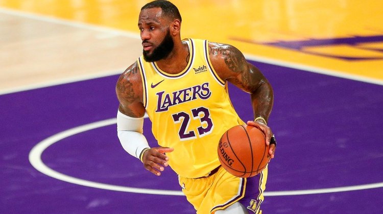LeBron James no seguirá en los Lakers la próxima temporada