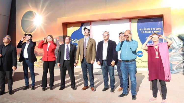 Otorgará la SEDU a alumnos lentes para observar el eclipse
