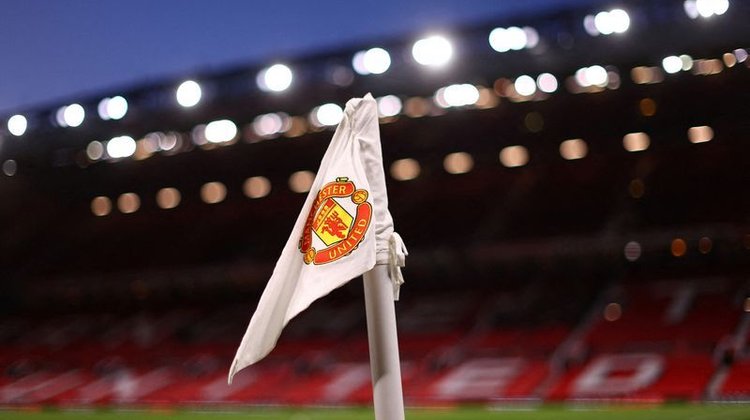 Manchester United alcanza un pacto económico por abuso de menores
