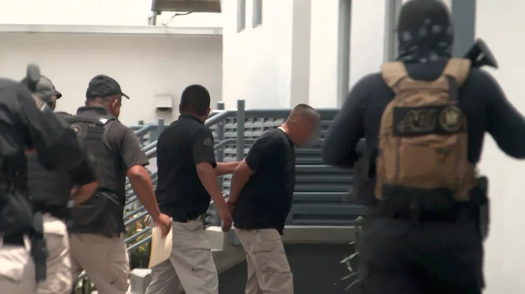 Difieren audiencia de vinculación contra mandos de Linares