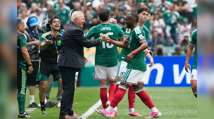 Sale México arropado en su buena racha por el pase a octavos