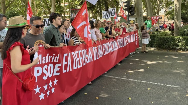 miles_personas_exigen_madrid_barcelona_mejores_condiciones_727dbd3e25