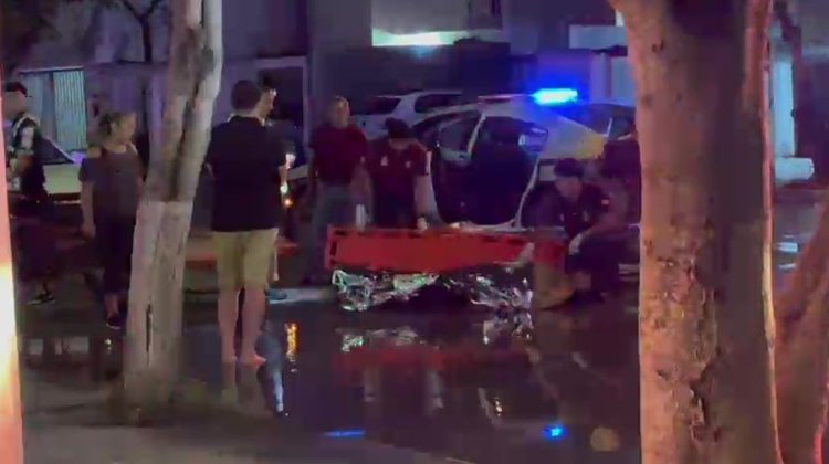 Se desvanece motociclista por una presunta hipotermia