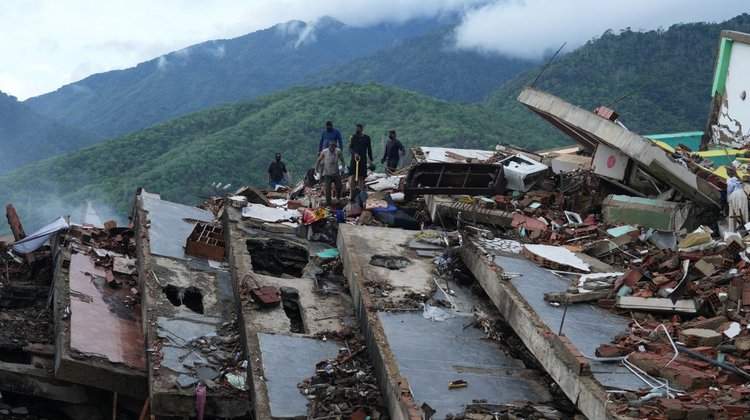 Sube a 1,943 cifra de muertos por sismos en Venezuela