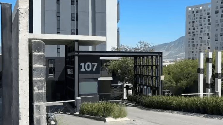 Investigan muerte de mujer tras visita a pareja en Santa Catarina