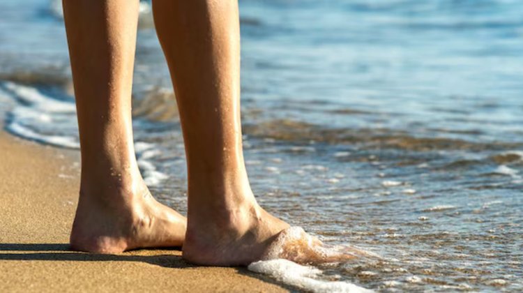 Mujer va a prisión por ahogar a su bebé en el mar en España