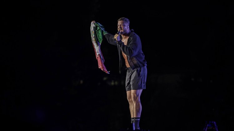 Enciende Imagine Dragons a más de 120 mil en el FIFA Fan Fest