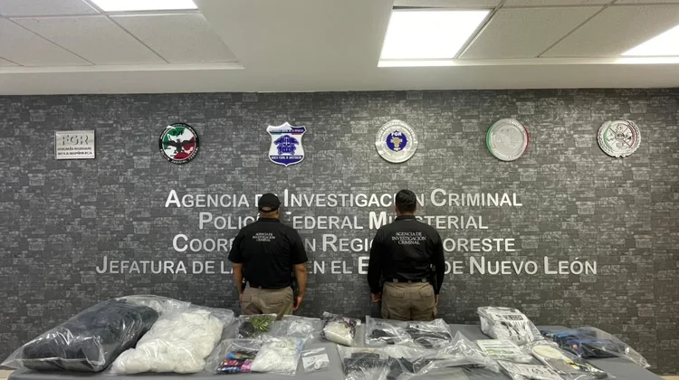 Asegura FGR metanfetamina y armas en operativo en Pueblo Nuevo