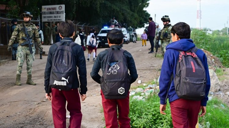 Despliegan operativo de seguridad en Sinaloa por inicio de clases