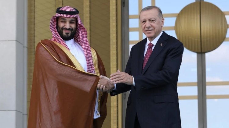 Arabia Saudita, Turquía y Pakistán pactan defensa mutua