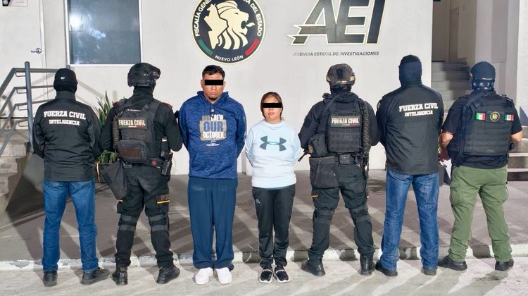 Detienen a pareja con más de cien dosis de droga en Apodaca