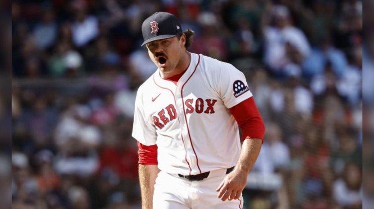 Video: Consigue lanzador de los Red Sox un 'inning inmaculado'