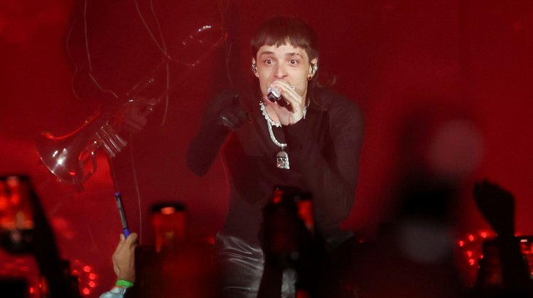 Peso Pluma anuncia 'audaz' gira en 30 ciudades de EUA en marzo