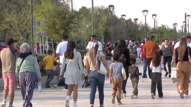 Día Mundial de la Población: va fecundidad a la baja en México