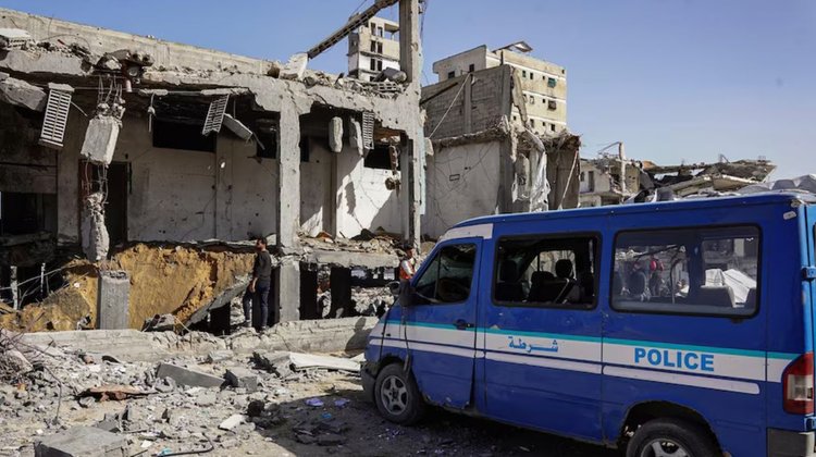 Mueren cuatro policías de Gaza tras ataque en Nuseirat