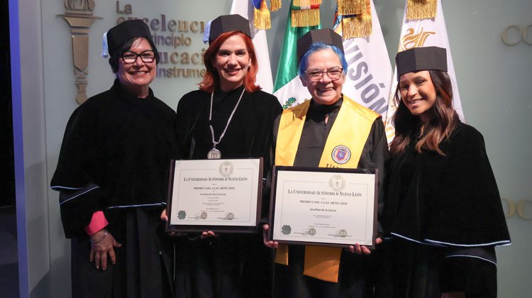 Premian a creadores de la UANL por su trayectoria artística