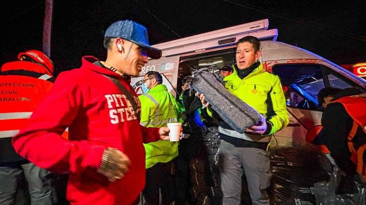 Auxilian por frío a casi 700 personas con chocolate caliente