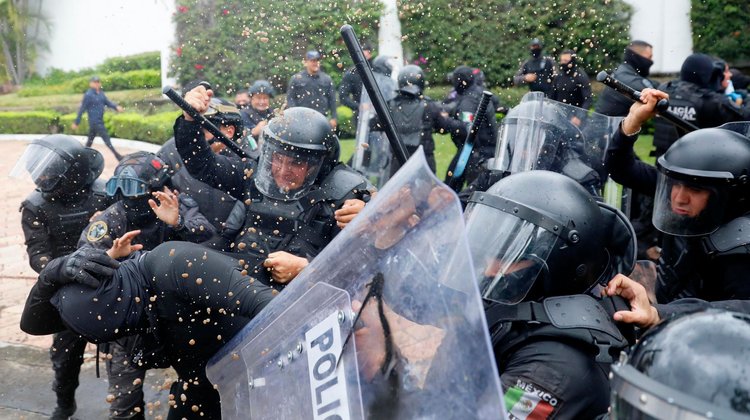 Piden a CNDH investigar denuncias de tortura durante protesta