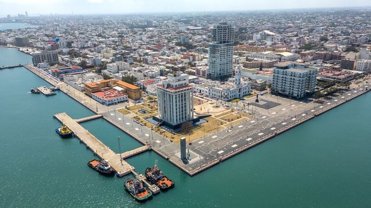 Exigen frenar obras de ampliación del puerto de Veracruz