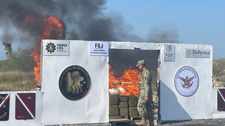 Queman más de una tonelada de narcóticos asegurados en NL