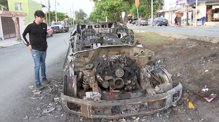 Denuncia emprendedor incendio intencional de su camioneta