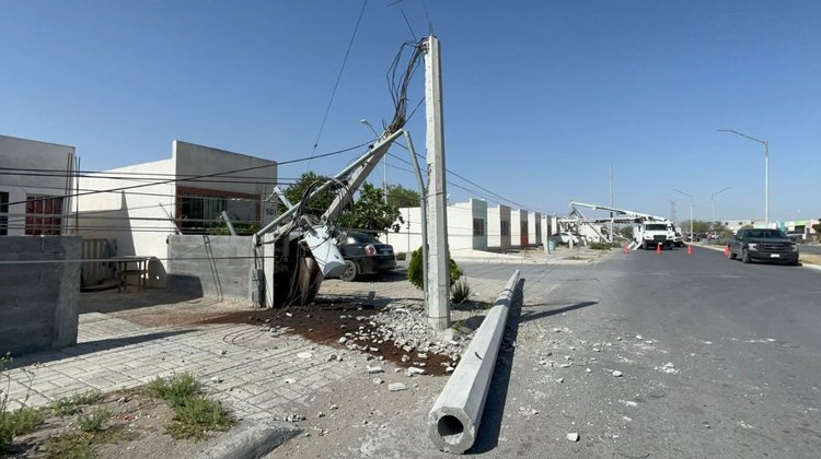 rafagas_viento_postes_caidos_en_reynosa_f87a29645b