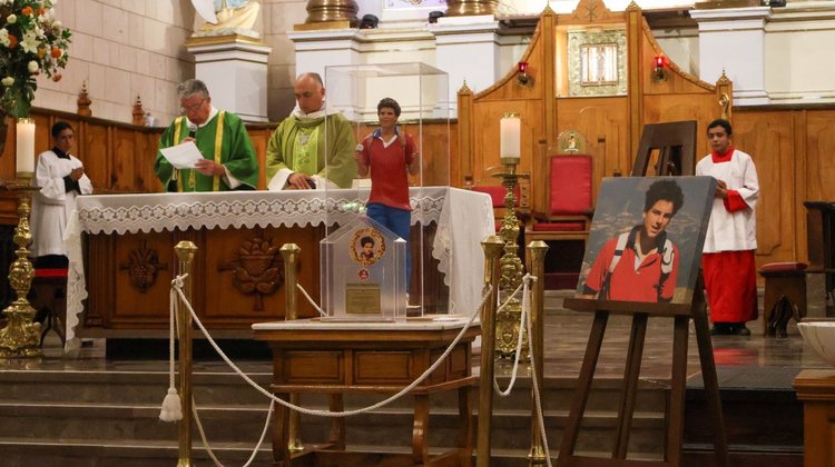 Cuenta Diócesis de Saltillo con reliquia de San Carlo Acutis