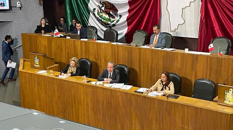 Aseguran que finanzas del estado seguirán en verde aún con deuda