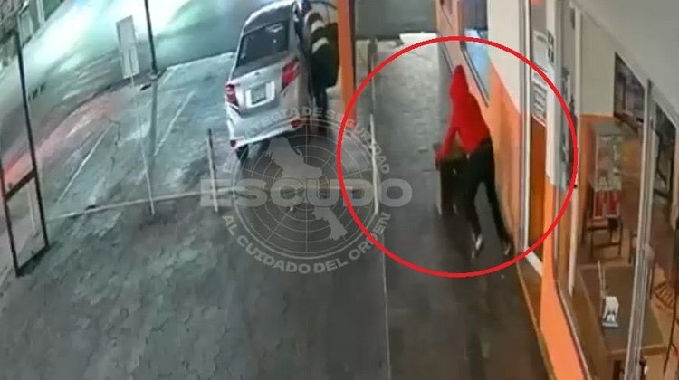 Menor de 15 años es detenido con droga en Monterrey