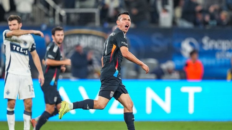 Chucky Lozano regresa a las canchas; reforzará al LA Galaxy