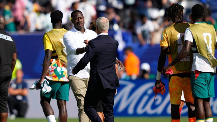 Senegal despide a director técnico tras eliminación del Mundial™