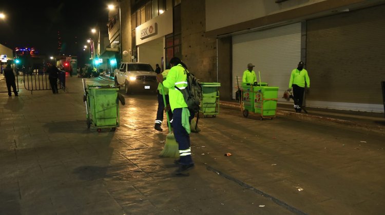 Mantiene Servicios Públicos limpio Saltillo durante festejos