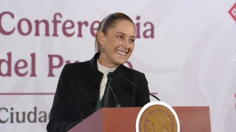 sheinbaum_ocho_vueltas_d6fc9981bf