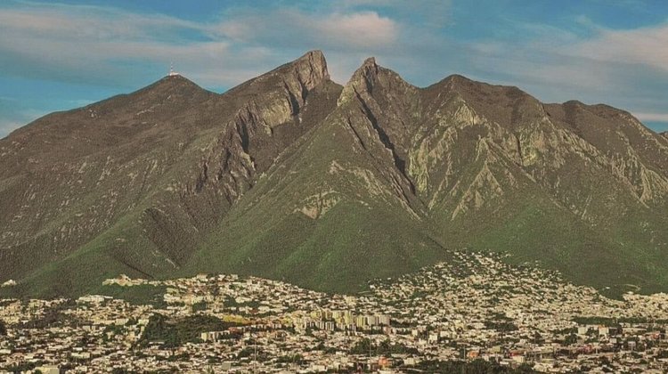 medium_tolvaneras_nuevo_leon_8e39895c3e