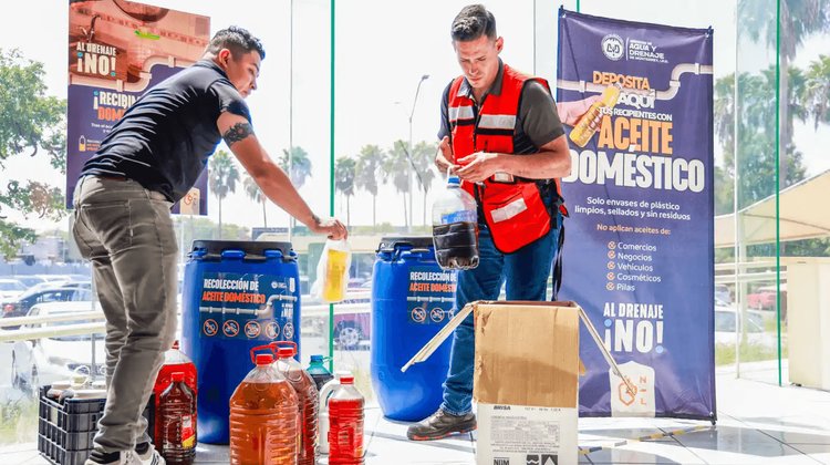 Recolecta AyD 500 litros de aceite con 'Al Drenaje No'