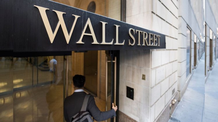 medium_wall_street_abre_rojo_aranceles_trump_ue_317c2cd4cd