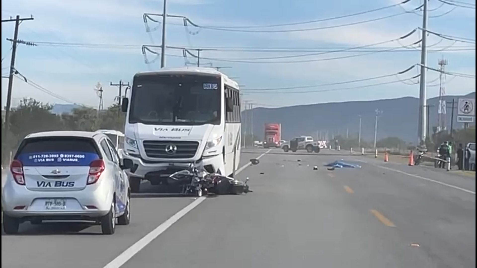 Motociclista pierde la vida tras ser arrollado por un tráiler