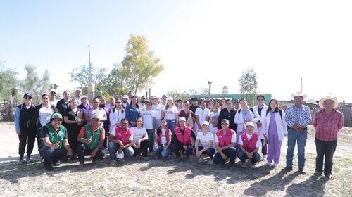 Programa estatal acerca servicios de salud a ejidos de Coahuila