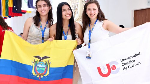 UANL recibe a 189 estudiantes de México y otros países